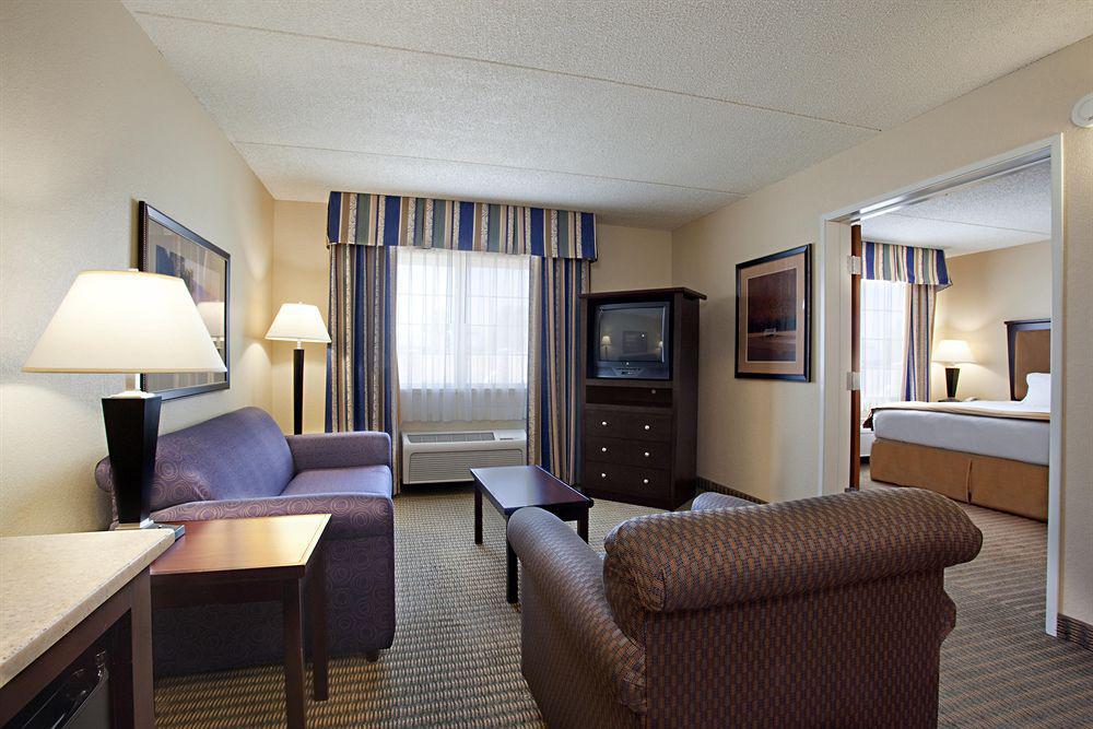Holiday Inn Express & Suites Wheat Ridge-Denver West By Ihg Δωμάτιο φωτογραφία