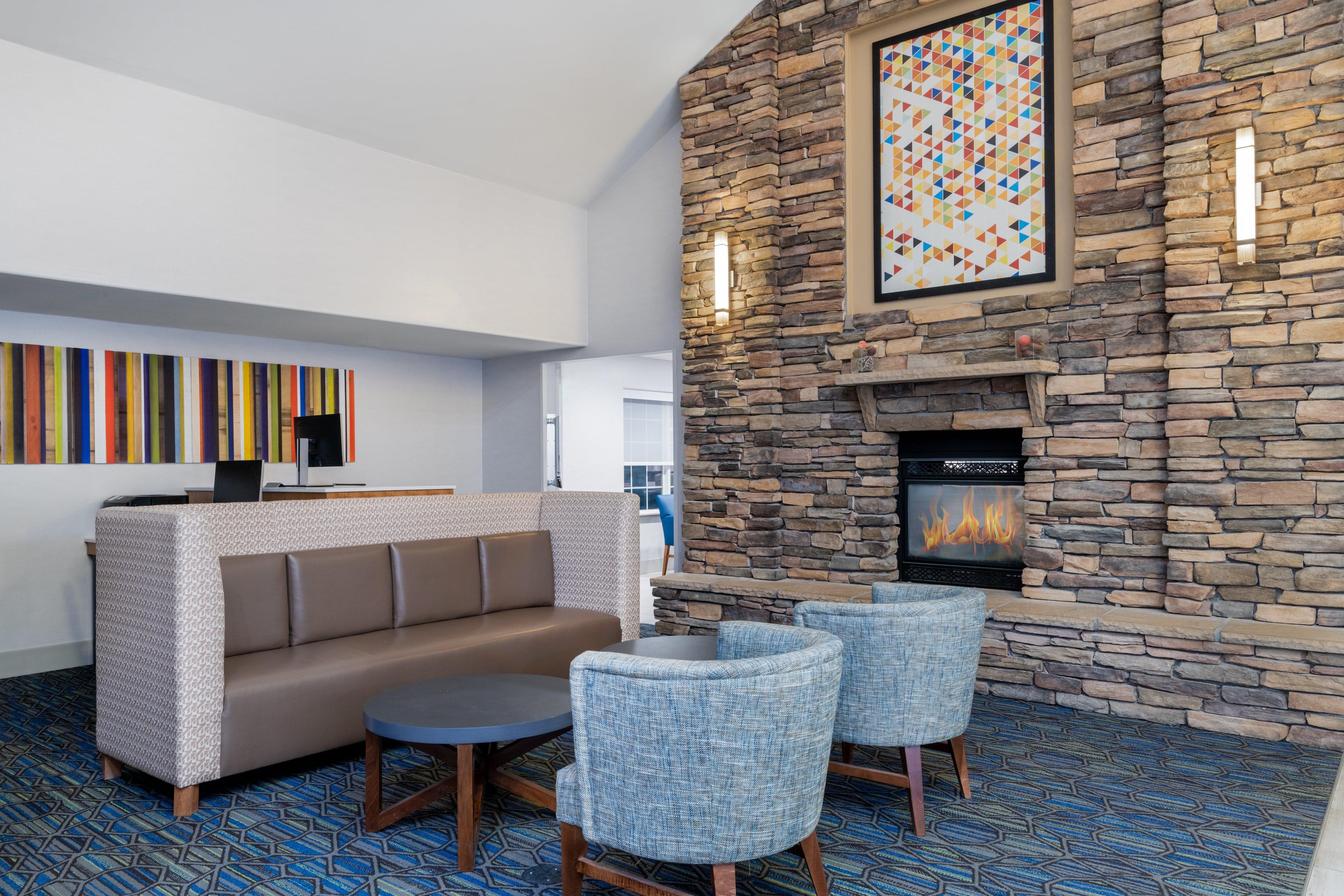 Holiday Inn Express & Suites Wheat Ridge-Denver West By Ihg Εξωτερικό φωτογραφία